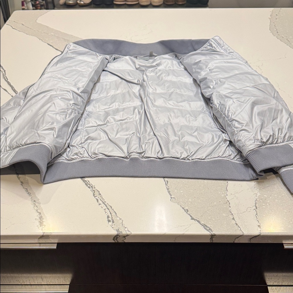 Athleta Silver Puffer Bomber Jacket Never Worn Sz1X - Picture 6 of 10